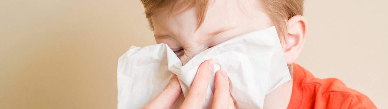 Насморк аллергический