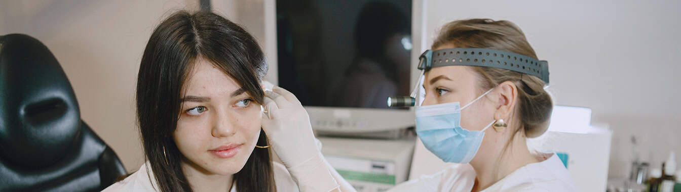 Тубоотит (евстахиит)